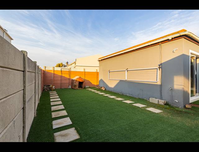 3 BEDROOM HOUSE FOR SALE IN PARKLANDS